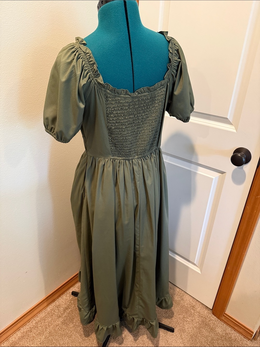 Scarlet darkness Olive Green Peasant Dress with Floral Corset medium - Picture 8 of 9